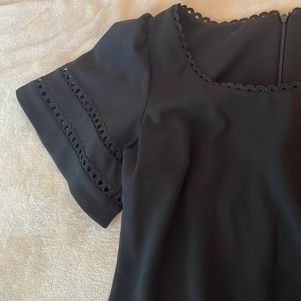 Calvin Klein Elegant Black Sheath Dress, size 4 - Picture 5 of 6